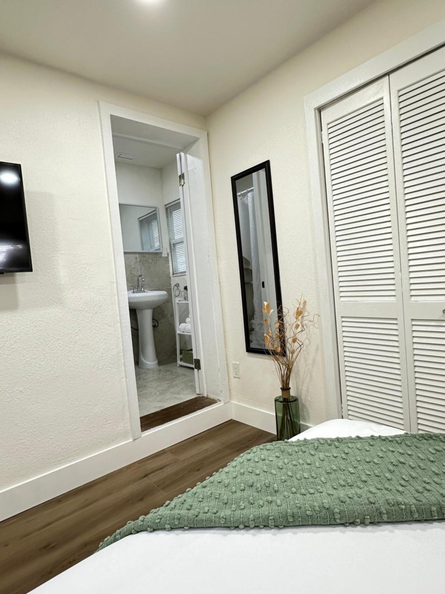Peaceful Studio Clearwater Beach Экстерьер фото